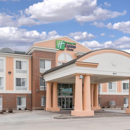 Holiday Inn Express Hotel & Suites Ames By Ihg Buitenkant foto