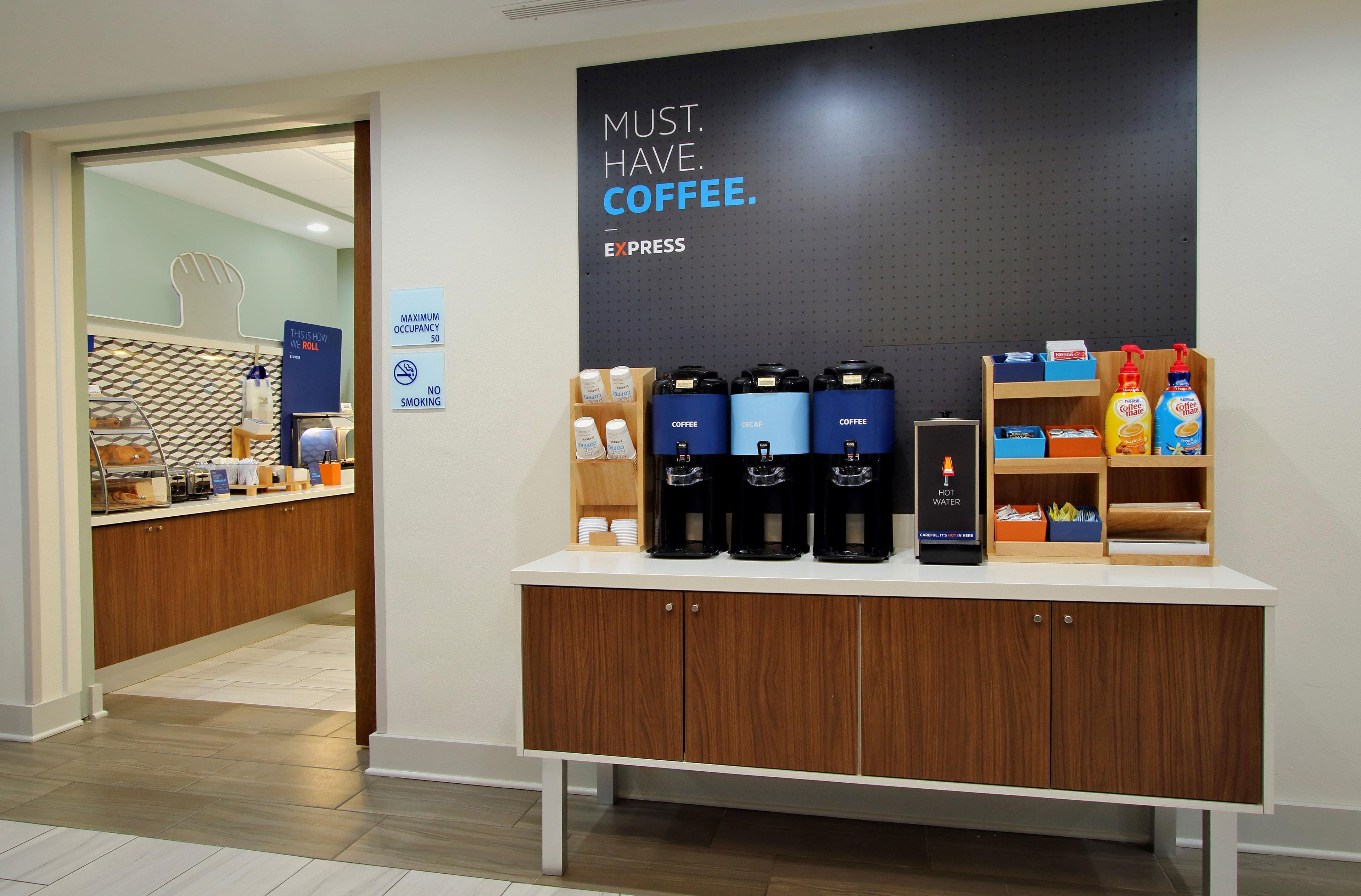 Holiday Inn Express Hotel & Suites Ames By Ihg Buitenkant foto
