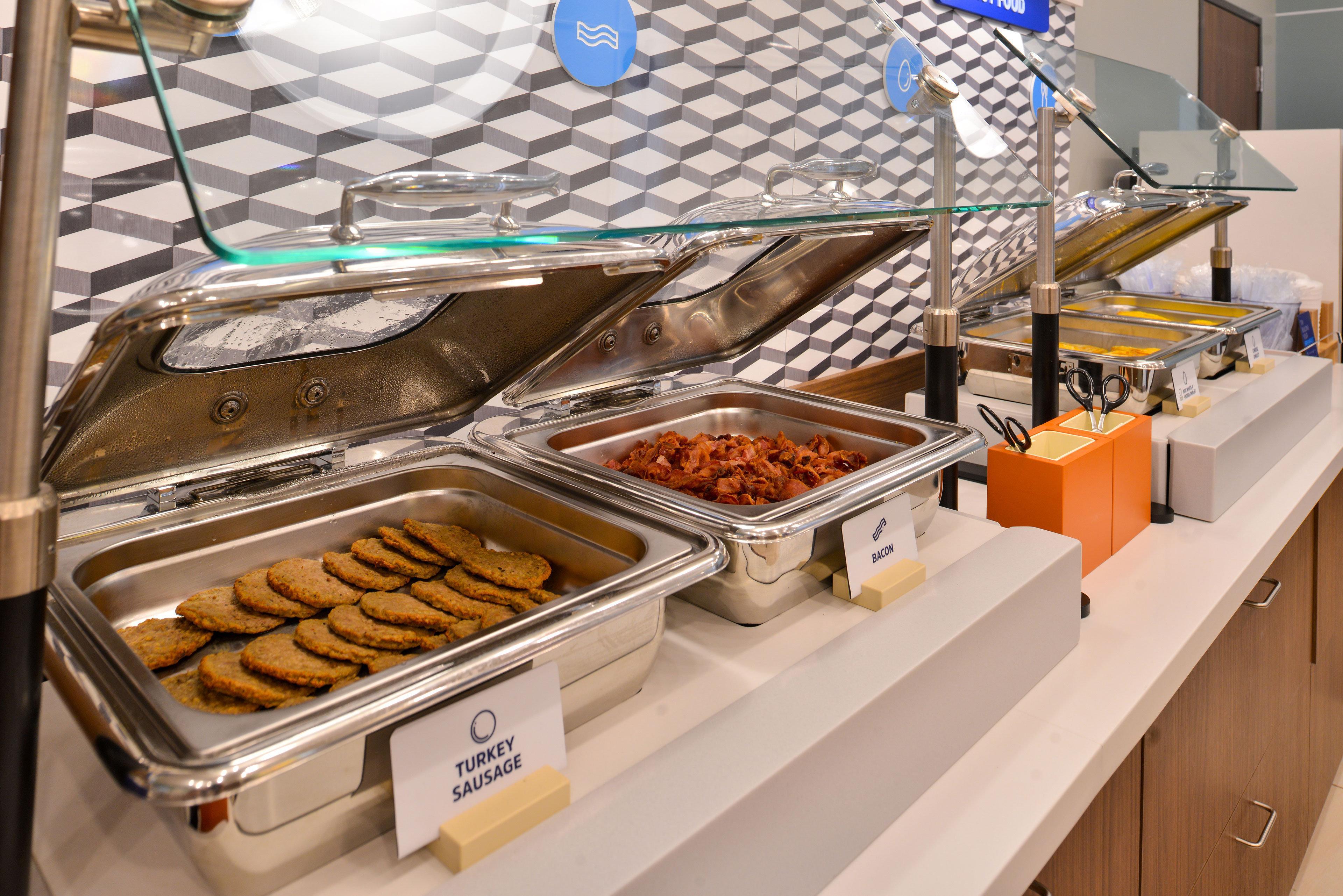 Holiday Inn Express Hotel & Suites Ames By Ihg Buitenkant foto